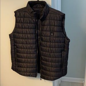 Heated puffy vest